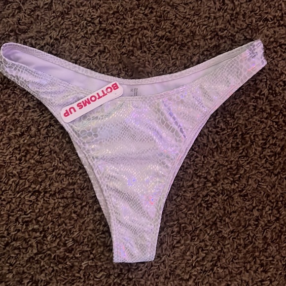 RAVER GIRL BIKINI SET!!! SIZE LARGE FOR BOTH , NEW WITH TAGS NEVER WORN - Picture 3 of 6